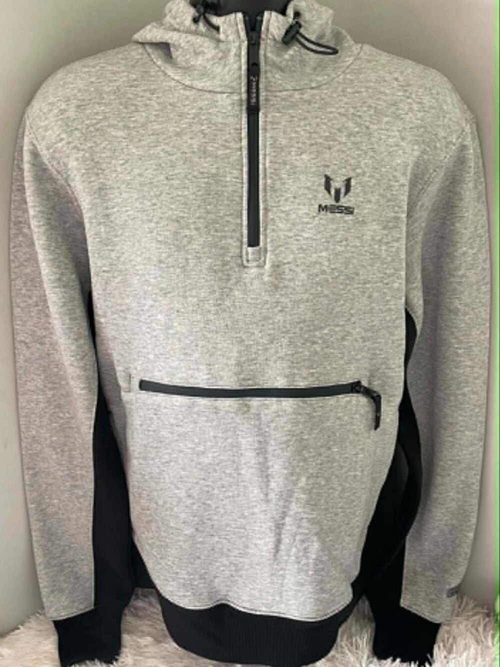 NWT MESSI COLLECTION Mens Colorblock 1/2 Zip Hoodie w/Front Pocket -Heather Grey